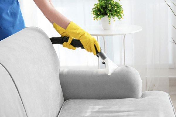 lounge and upholstery cleaning